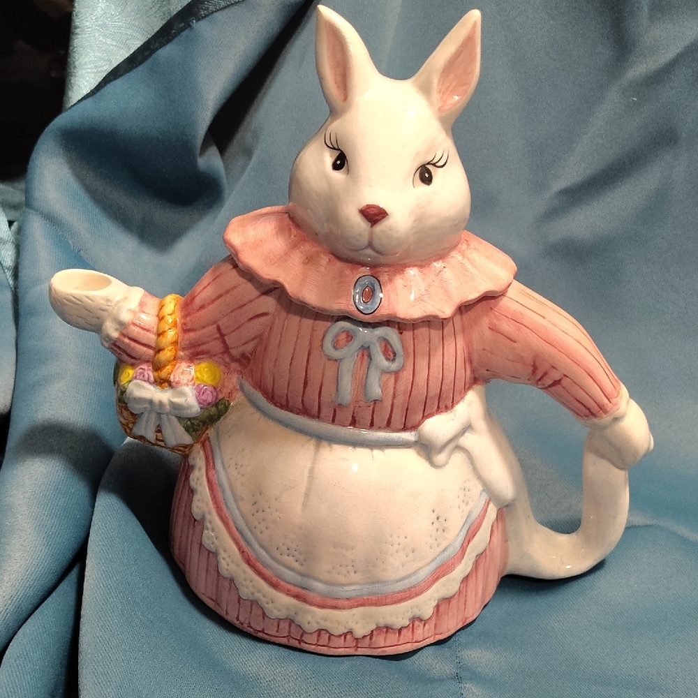 Charming Pink Rabbit Teapot